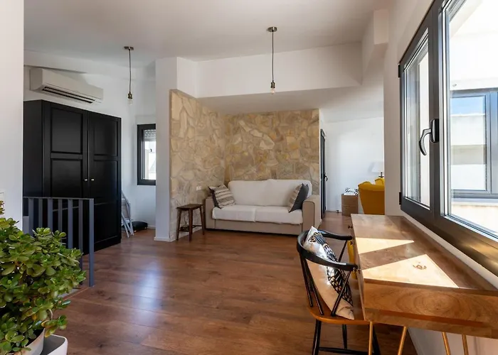 Sant Josep 11 By Costablancarent *